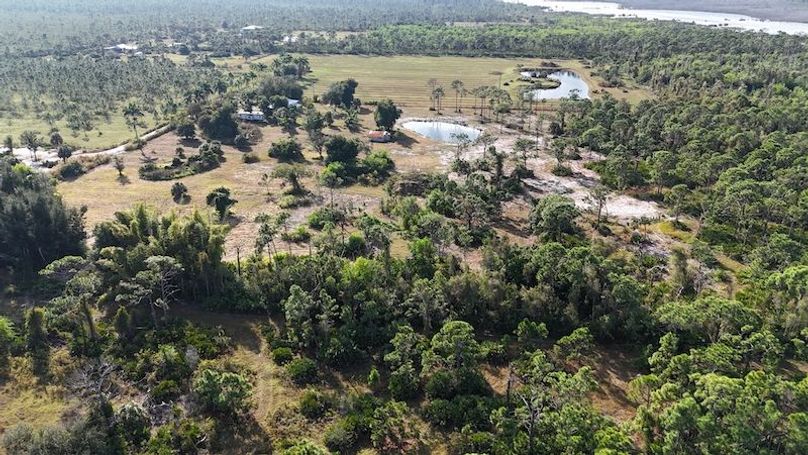 DJI_20251206095539_0075_D