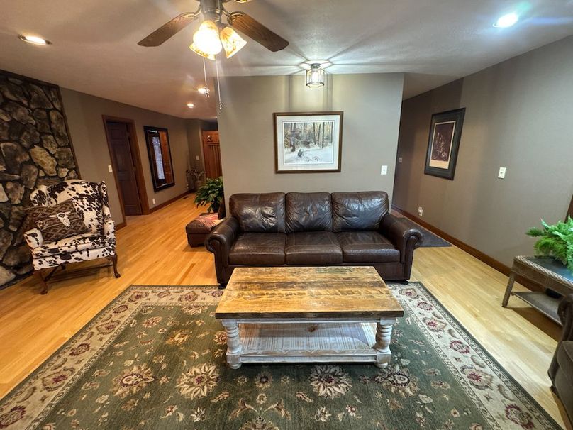 Calhoun, WV 132.84 AC Szegi 2-025