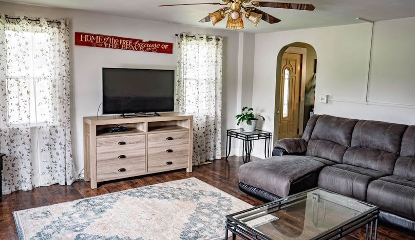 Schuyler_2_Lewis Photo 17