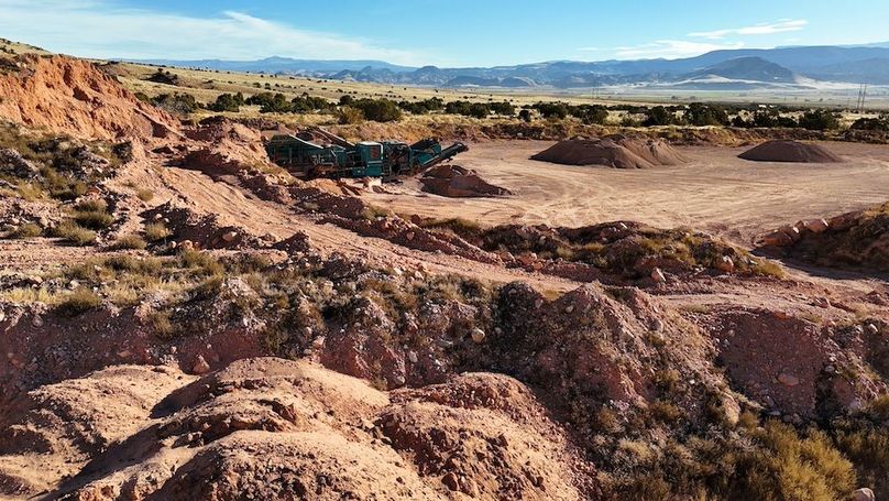 Sevier 60 Gravel and Yard29