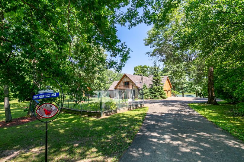 2227_95th_St_©_Picture_This_Inc-28