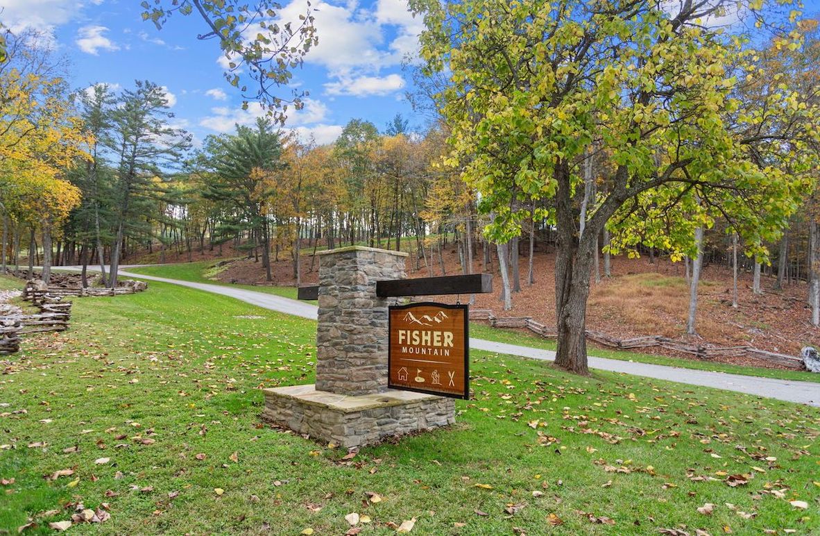 3-web-or-mls-6400 Golf Club Drive-95