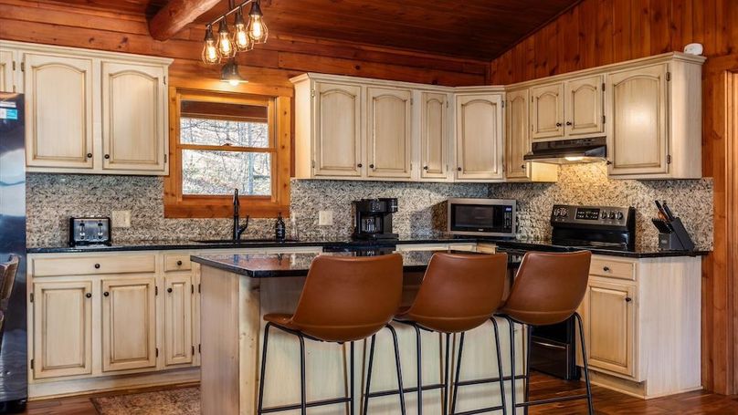 09-zj 21801 Sterling Rd025