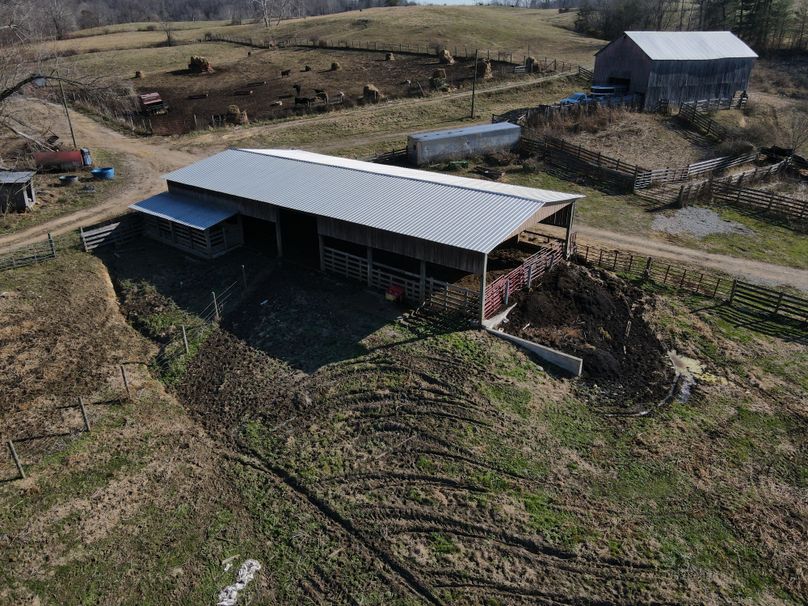 044 feed barn #1 40_x85_