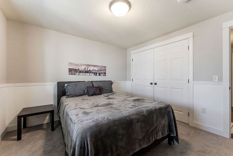 22-web-or-mls-194 Northbay Dr-103