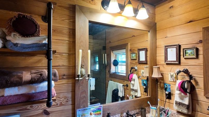 hs 40 cabin20251021_0158