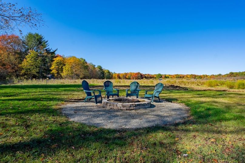 44868WarnerGROUND-12