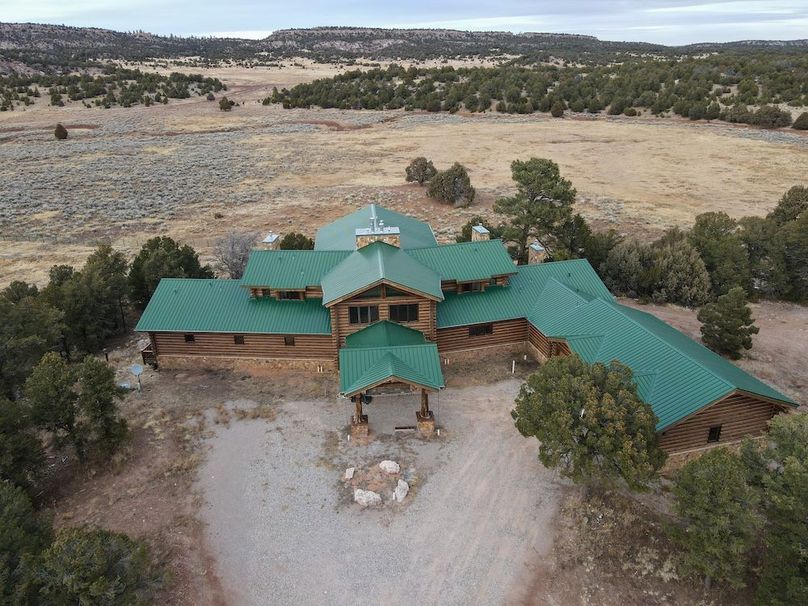 61_Pratt Lodge front