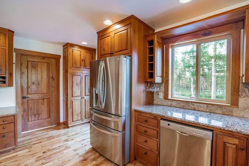 Elek Full Size -022(1)