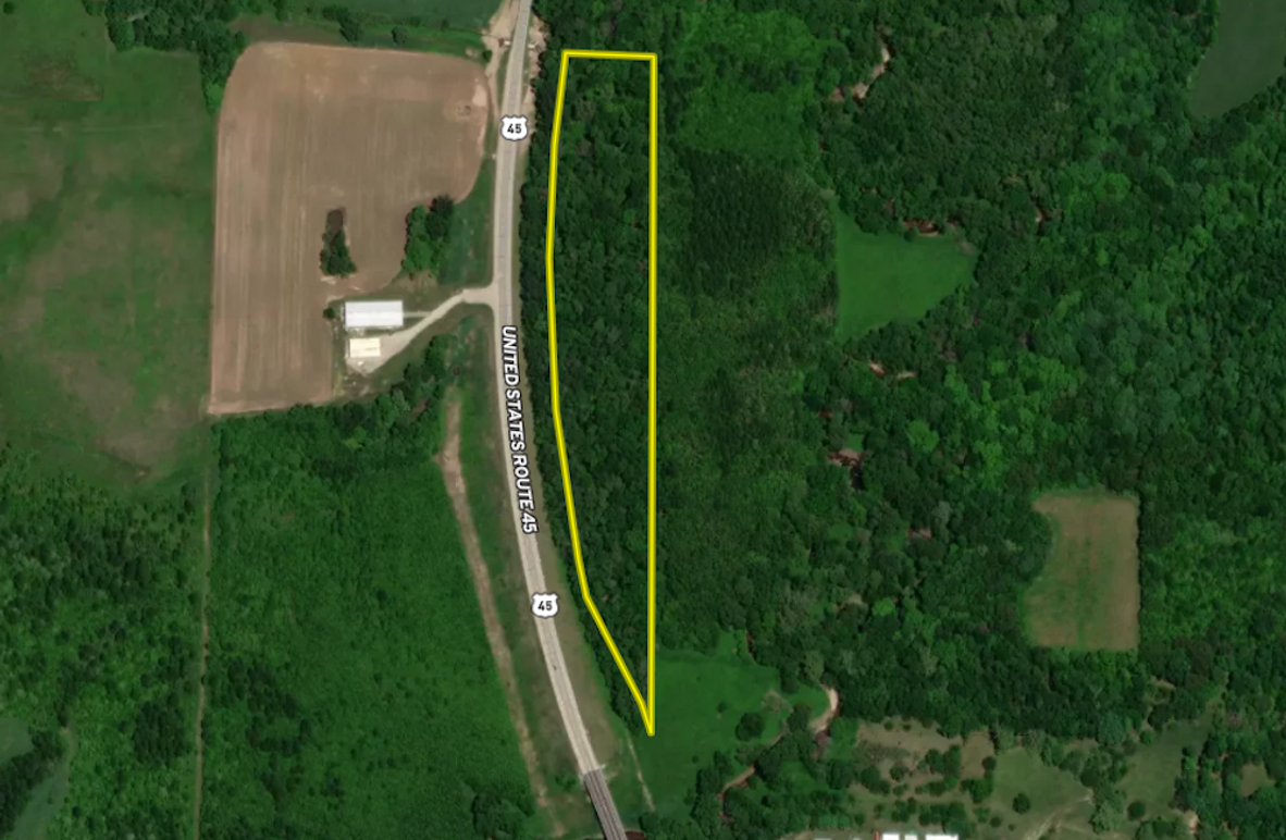 Effingham 8, Powers 1