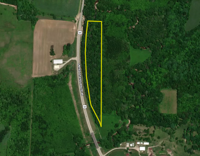 Effingham 8, Powers 1