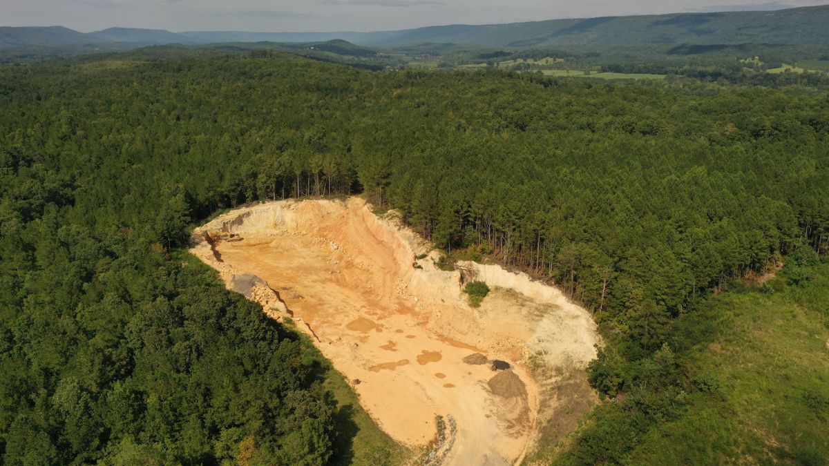 Producing Chert Pit With Great Hunting In Northeast Alabama