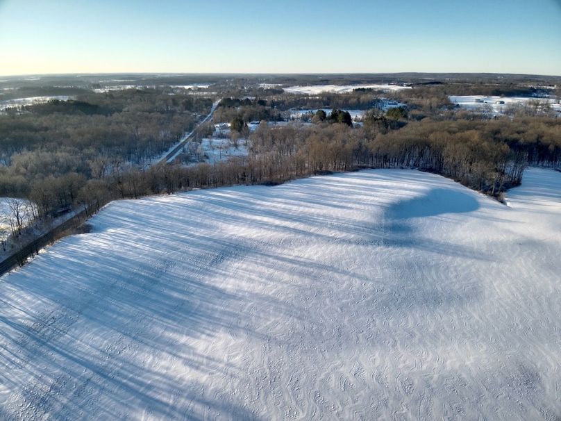 Copy of Tract 5 looking SE ridge Large