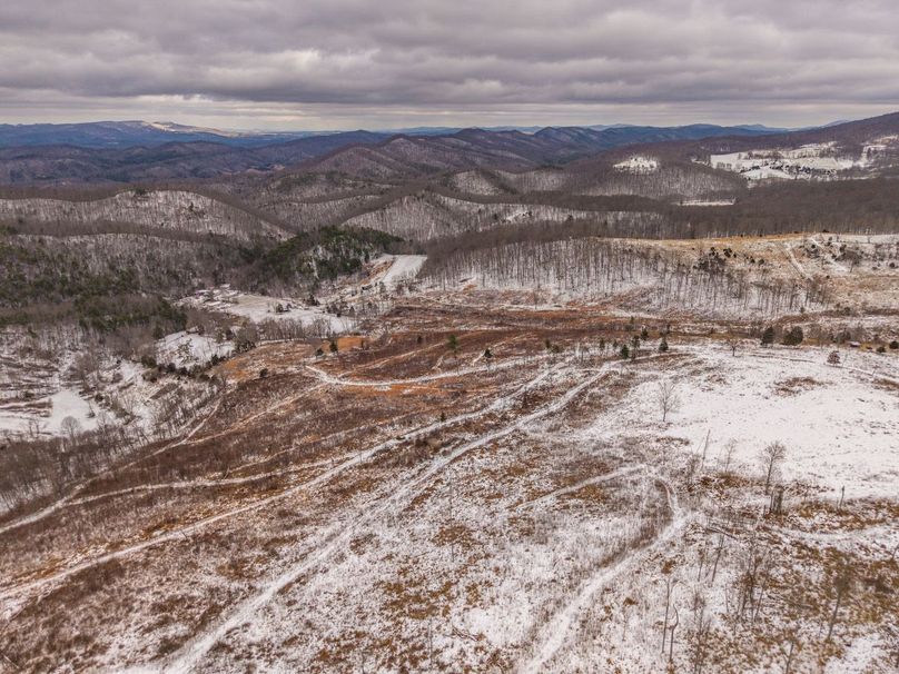 DJI_20251211122935_0084_D