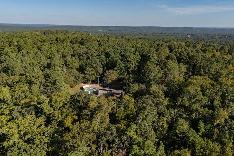 DJI_20250927170025_0070_D-HDR