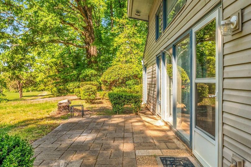14-12-web-or-mls-279 Poplar Rd exterior-6
