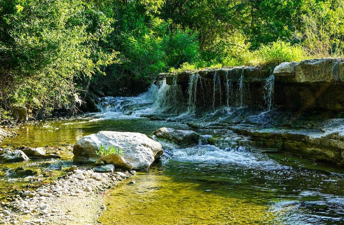 Bell 33.24 Updated Photos 8-8-25 copy