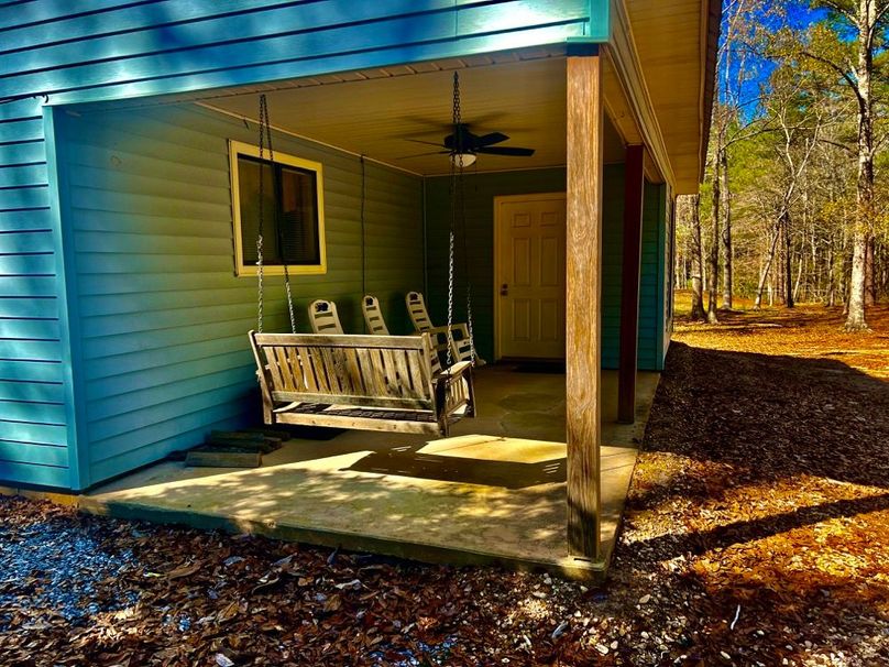 353CE939-2720-4184-ABEF-63285860B553_1_201_a