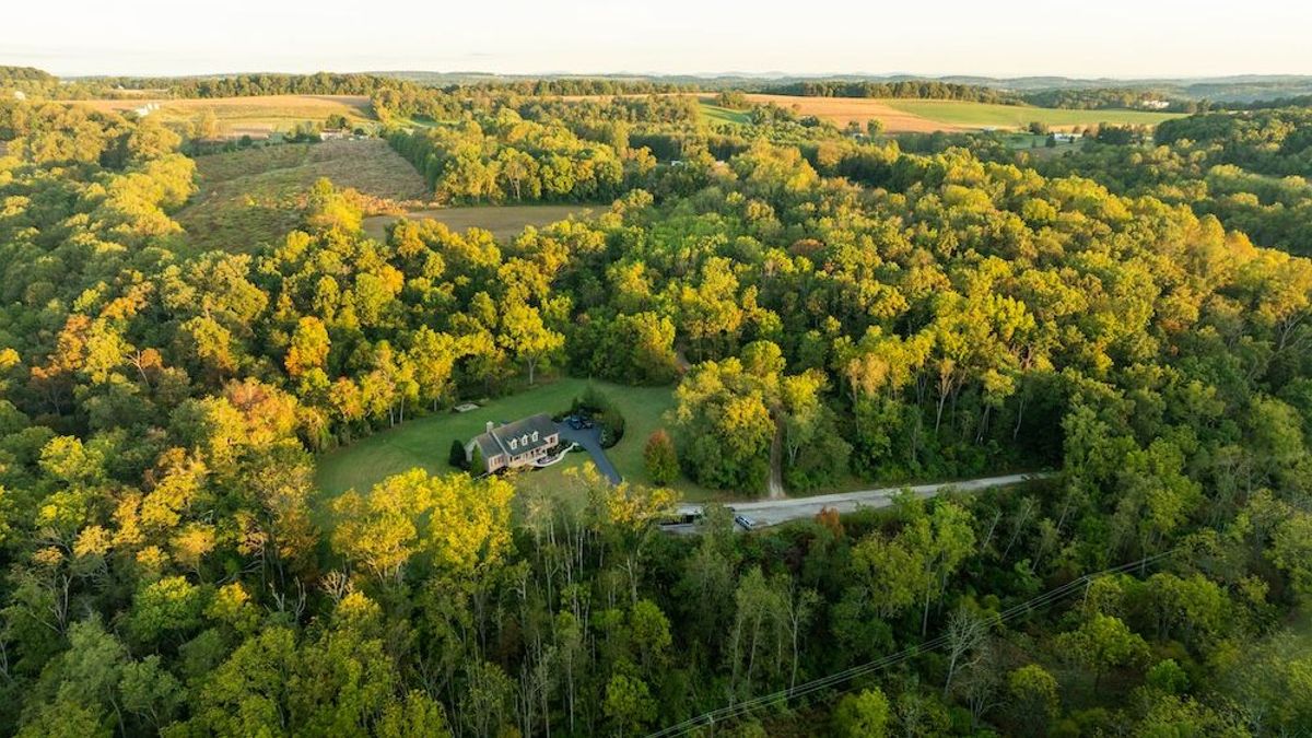 Scenic Farm And Woodland Retreat With Trails And Open Fields ...