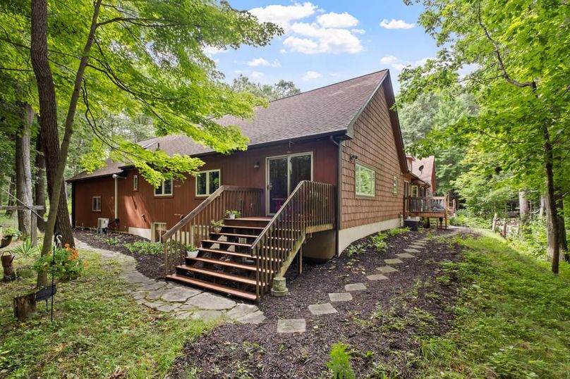 88a Guest House Rear Deck