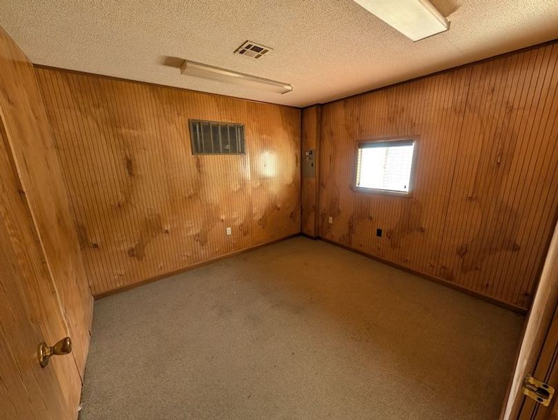 PXL_20260112_163323390