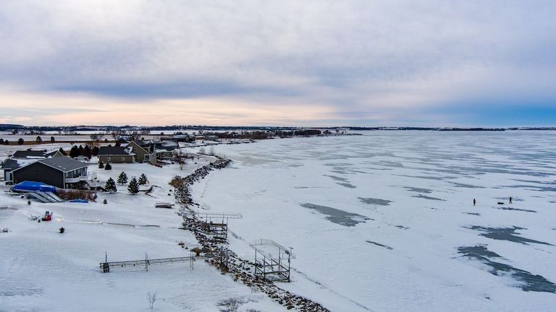 32 - north shoreline aerial