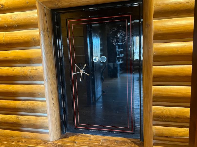 86_Pratt Lodge Vault deer 2