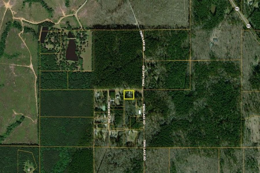 Caldwell  home and acre  Ferguson mid