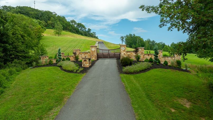 Lewis WV 150 Featured_ProPhoto-90(1)