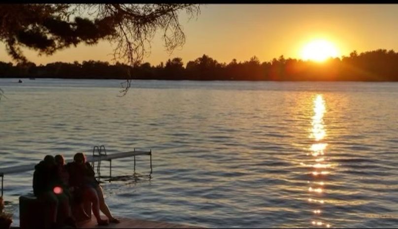 Screenshot_20230912_181642_Photos