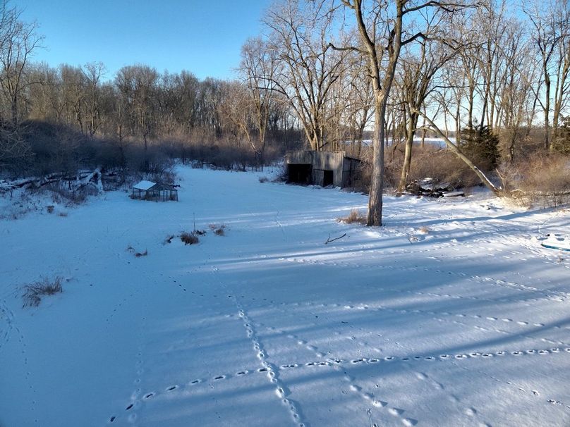 Copy of Tract 6 shed end of pond Large