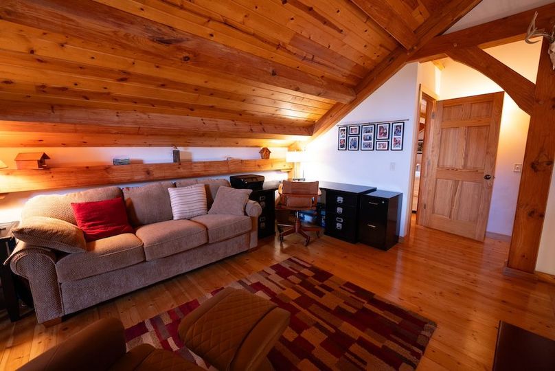 Cedar IA 152 Featured Z1