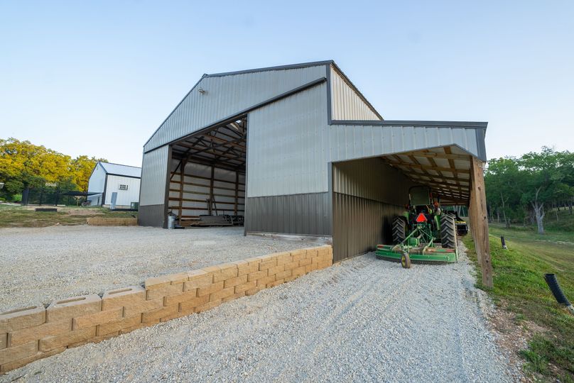 Webster MO 106 Featured_Pro Photo-55