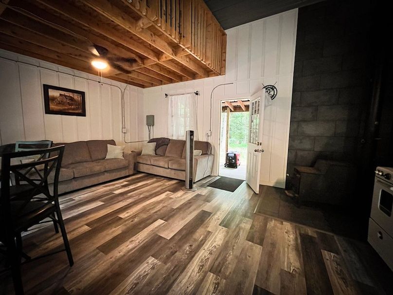 Oswego_25.66_Pettit_Photos_16