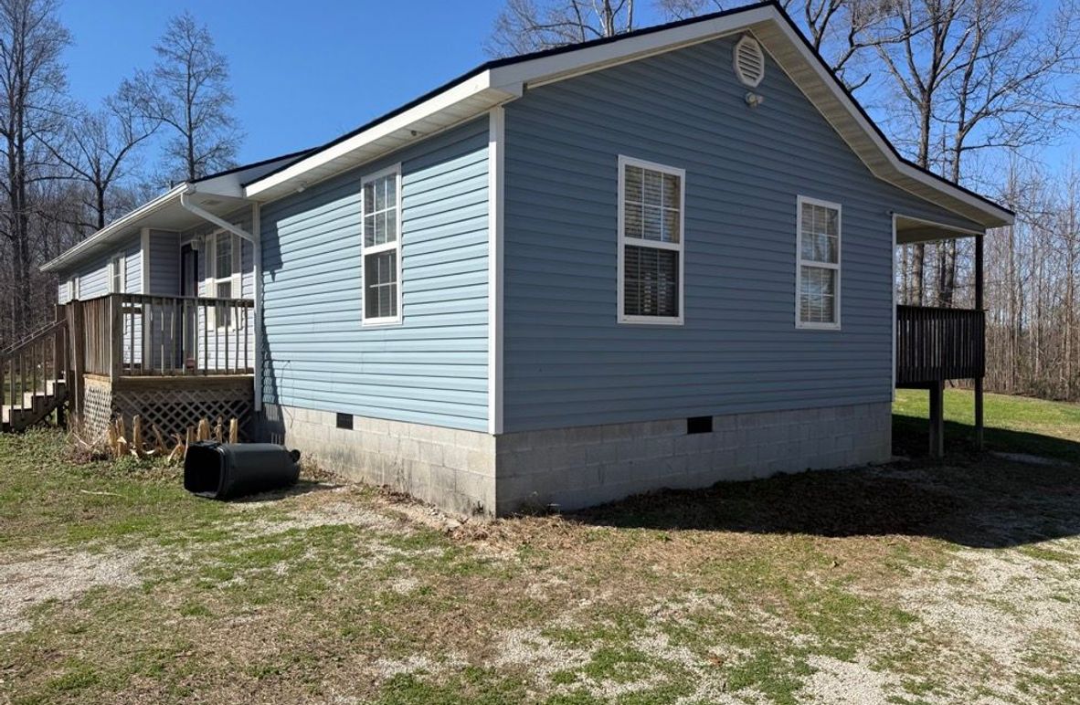 004 view of the home from the east side