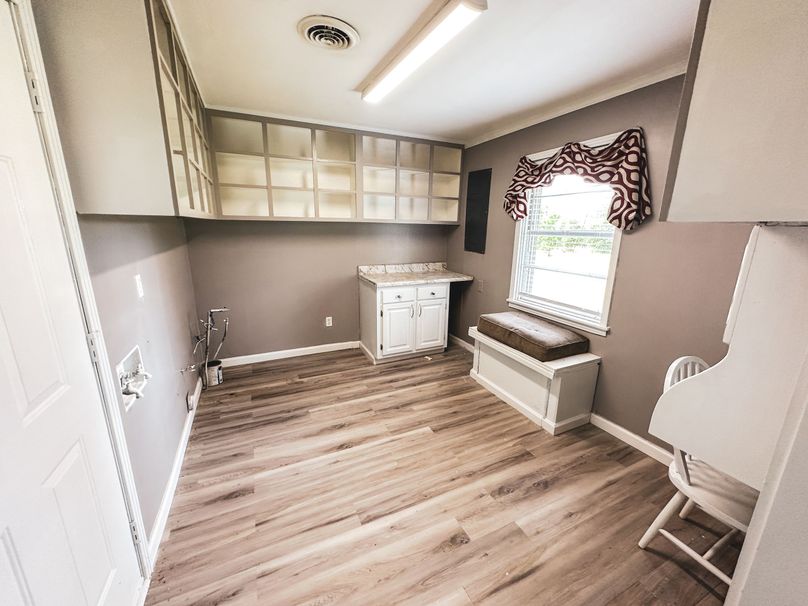 Chickasaw 2.3 w Home-10