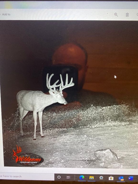 61888832200__E6DD47C2-3EC7-4A4A-8B65-9756EE267833