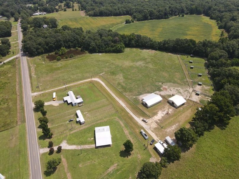 dji_fly_20250808_120140_651_1754672510707_photo