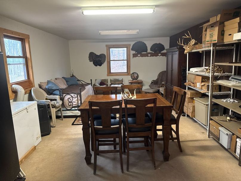 Calhoun, WV 132.84 AC Szegi 2-100