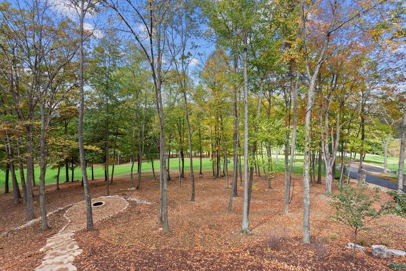 32-web-or-mls-6400 Golf Club Drive-65