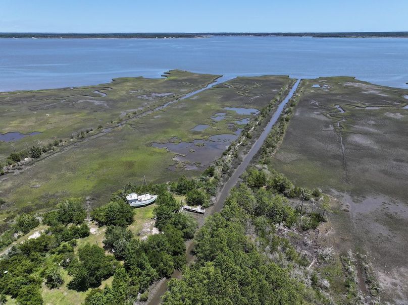 dji_fly_20250524_122856_0005_1748110241872_photo