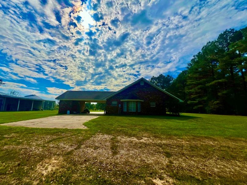 3B255D68-1A68-4196-86E6-315E6E3AE345_1_201_a