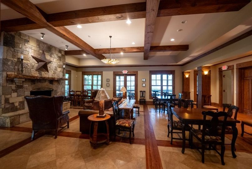 38 Featured_ProPhoto-26