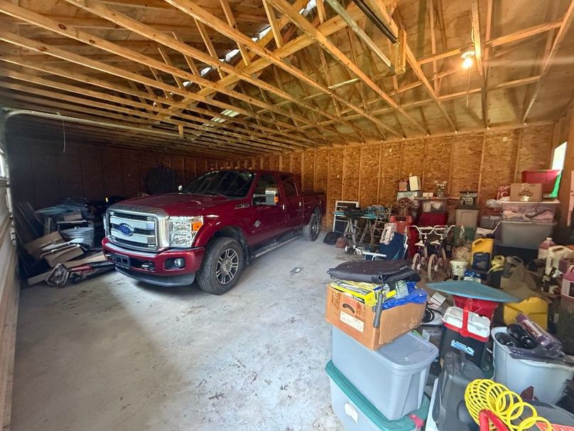 042 the inside of the metal garage-2