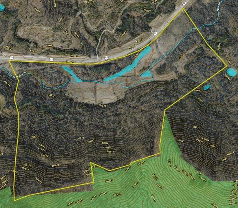032  LandiD view with contour lines