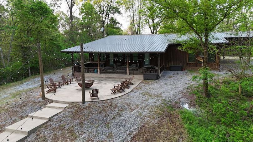 Claiborne Co-314-Fernandez-1