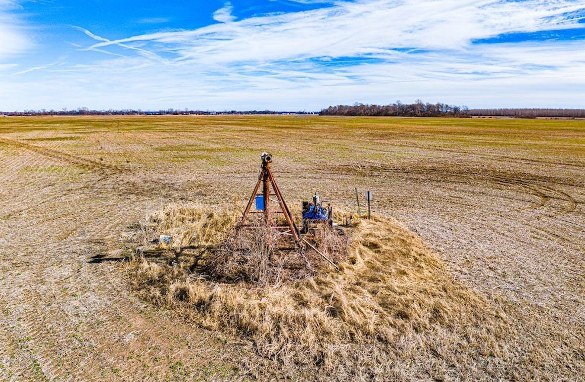 Copy of Lake 381.37-04