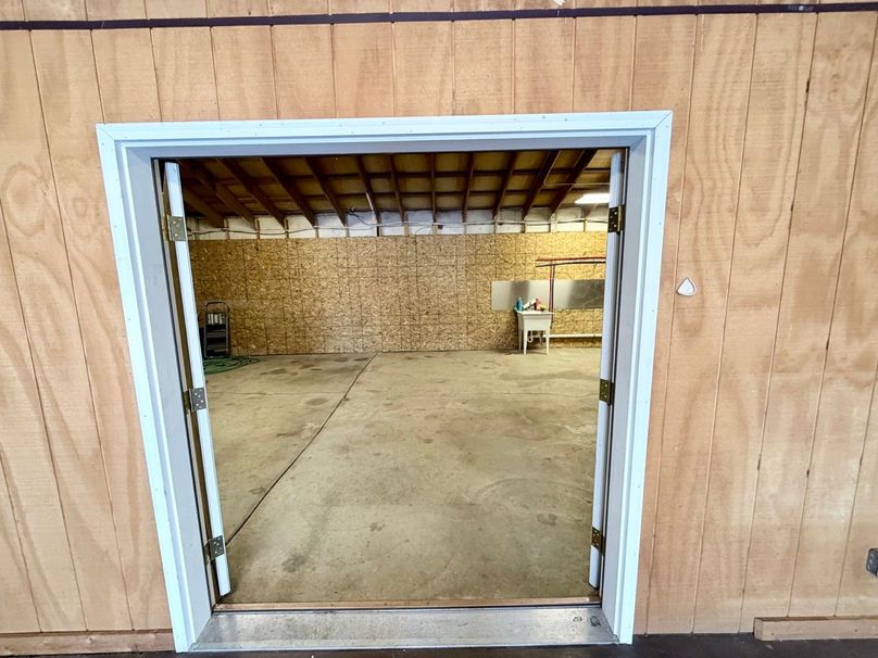 Copy of Tract 1 Lodge Middle Door Large