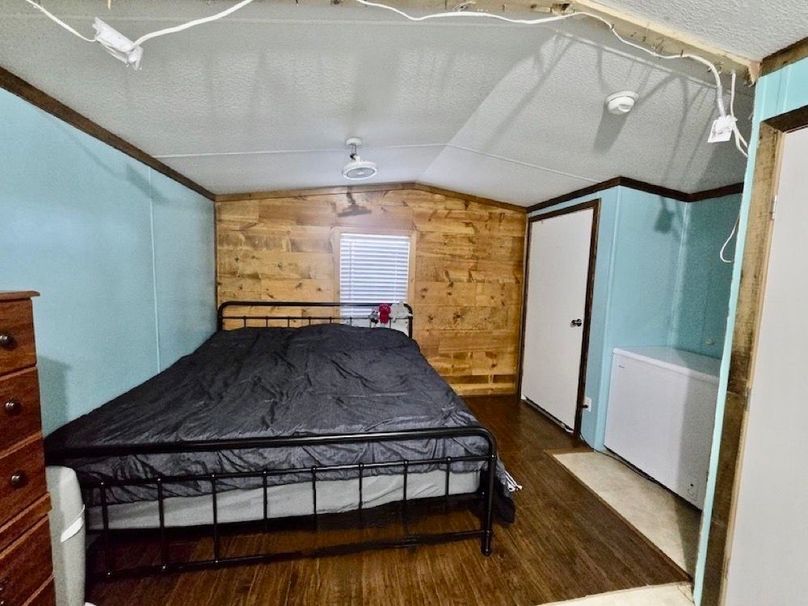 847ABB4A-4593-4D59-87F9-850F22EEF5B0_1_105_c-2