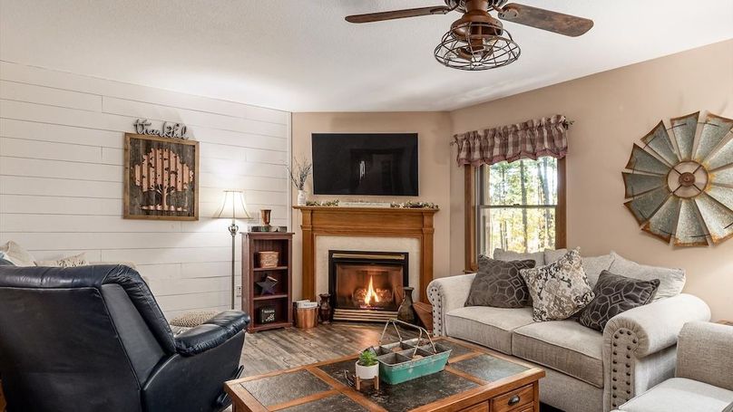 16-zj 18384 Crawmer Rd Se,041